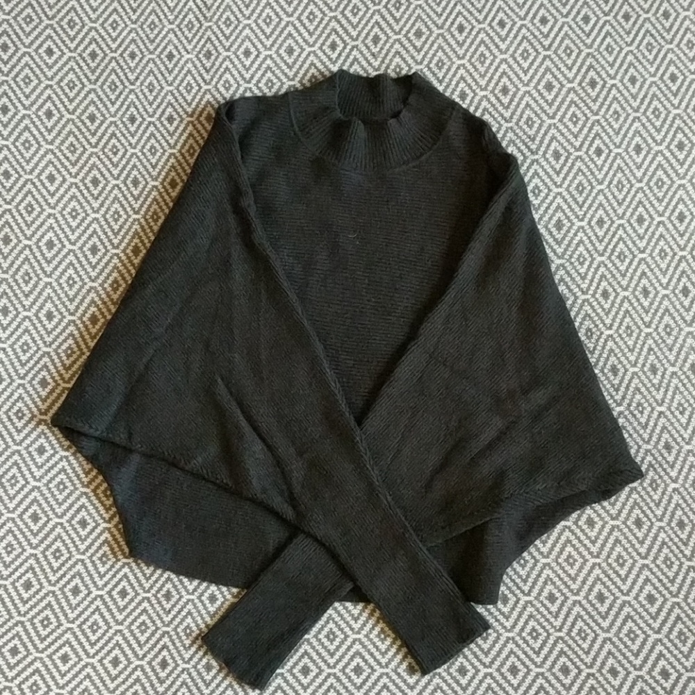 Zara Batwing Gray Turtleneck Sweater